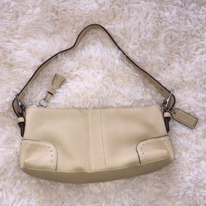 Like New!-Ivory leather Coach bag